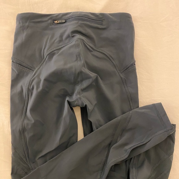 lululemon leggings with mesh - Picture 2 of 4